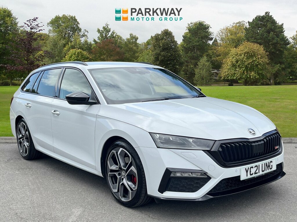 Skoda Octavia Estate White