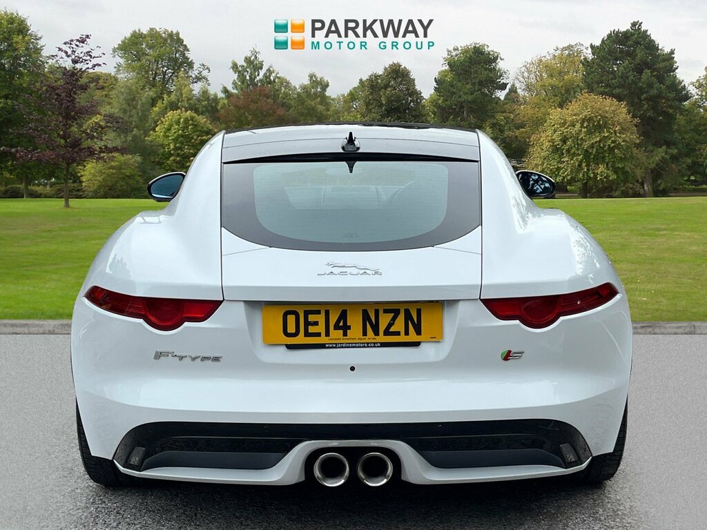 Jaguar F-Type Coupe White #6