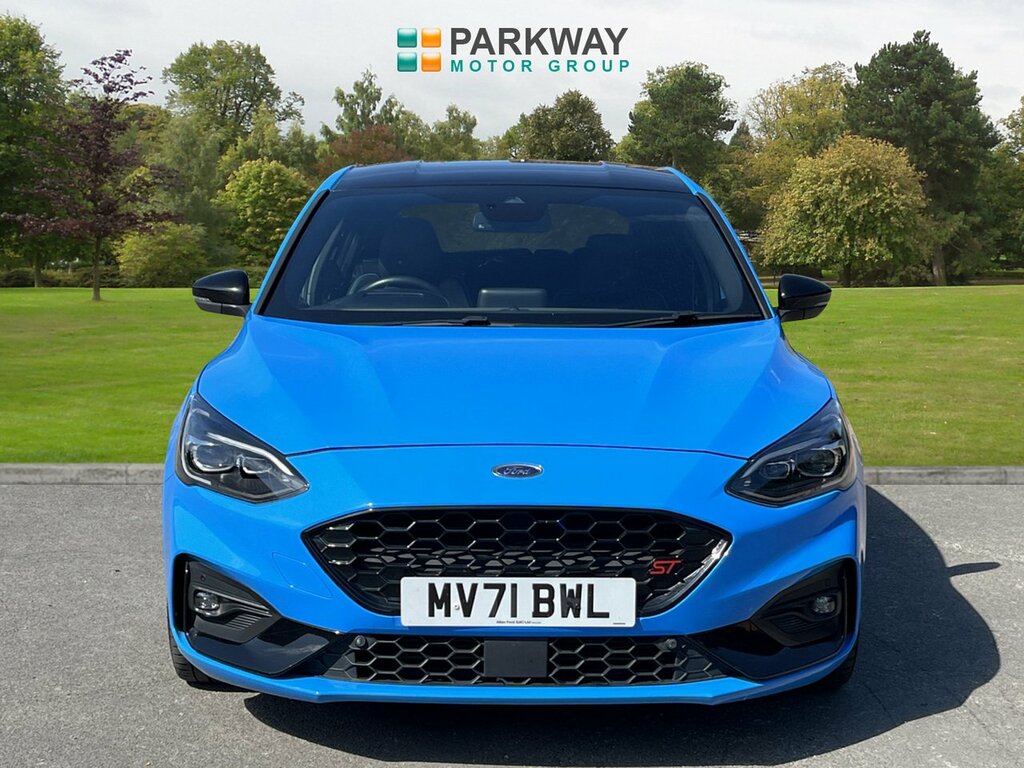 Ford Focus Hatchback MV71BWL Blue #2