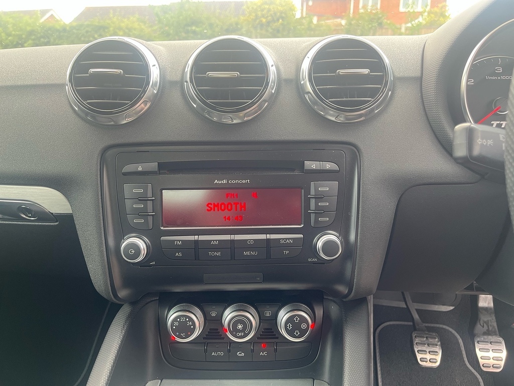Audi TT 2.0 Tdi Black Edition S Tronic Quattro Euro 5 Red #14