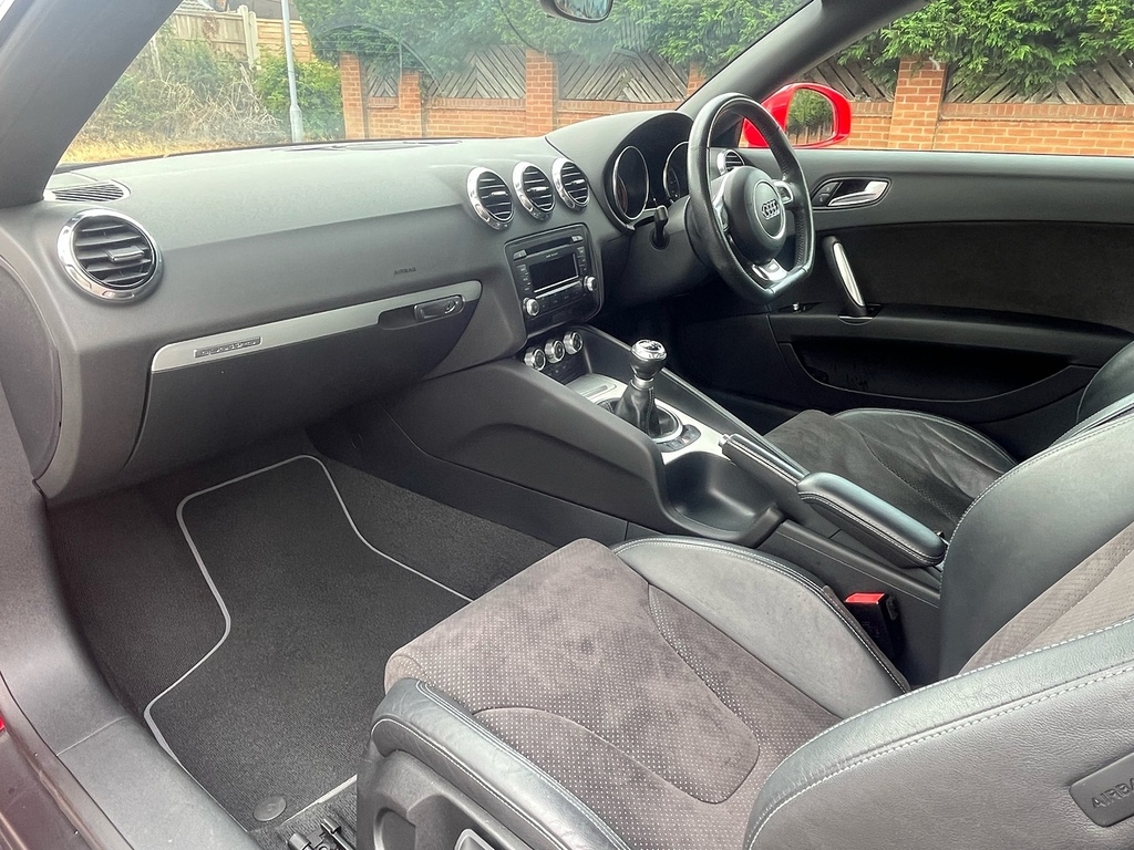 Audi TT 2.0 Tdi Black Edition S Tronic Quattro Euro 5 Red #12