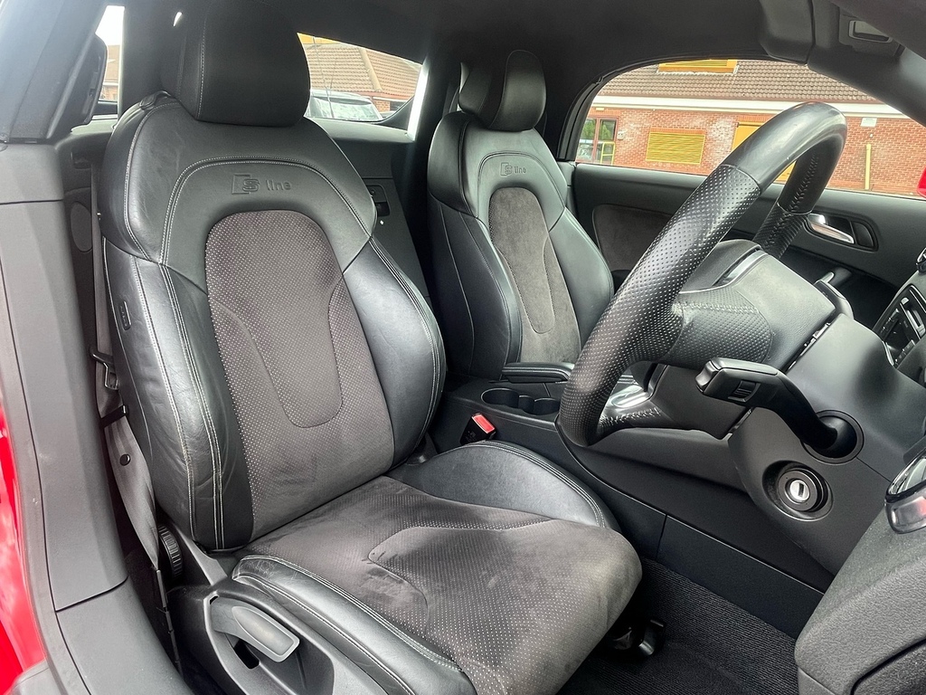Audi TT 2.0 Tdi Black Edition S Tronic Quattro Euro 5 Red #11