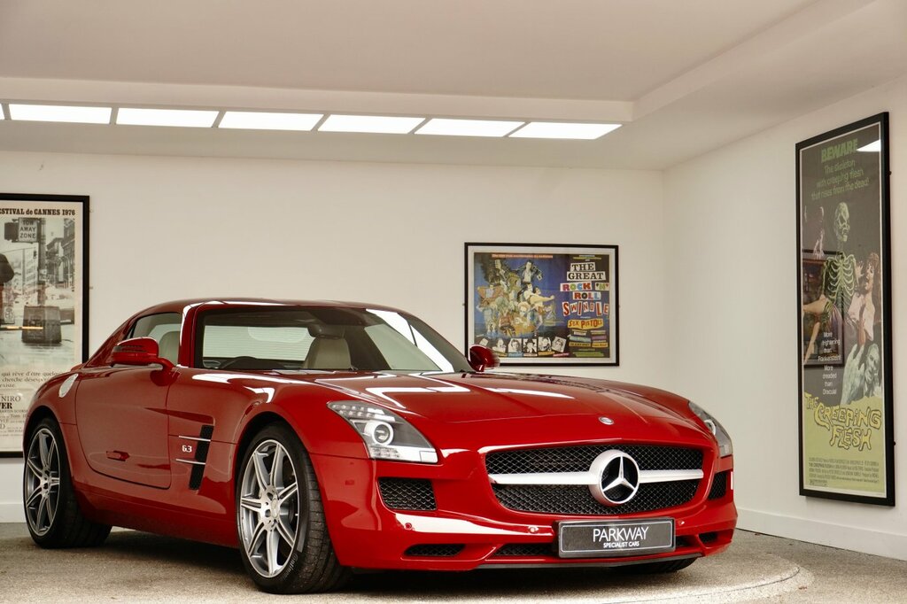 Mercedes-Benz SLS 6.3 V8 Gullwing Blue