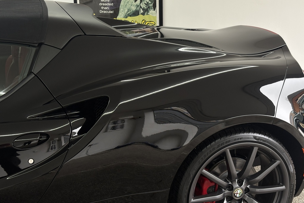 Alfa Romeo 4C 1.8 Tct Spider Black