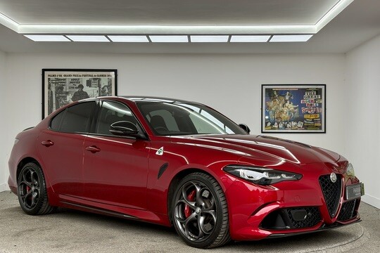 Alfa Romeo Giulia Quadrfioglio Saloon RX24KXU Red #4