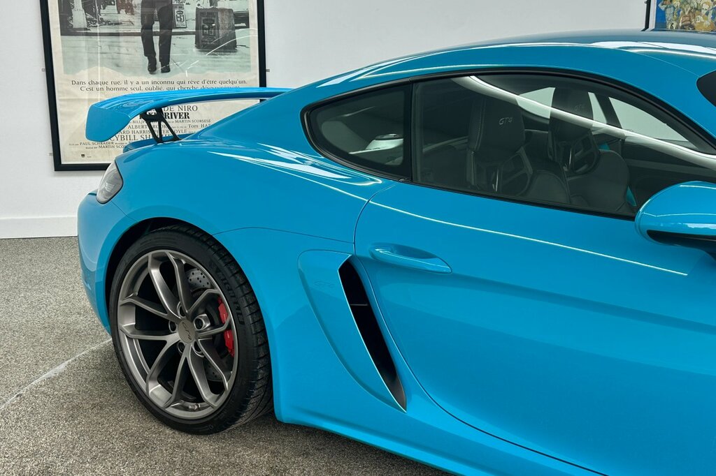 Porsche Cayman Cayman Gt4 White #15