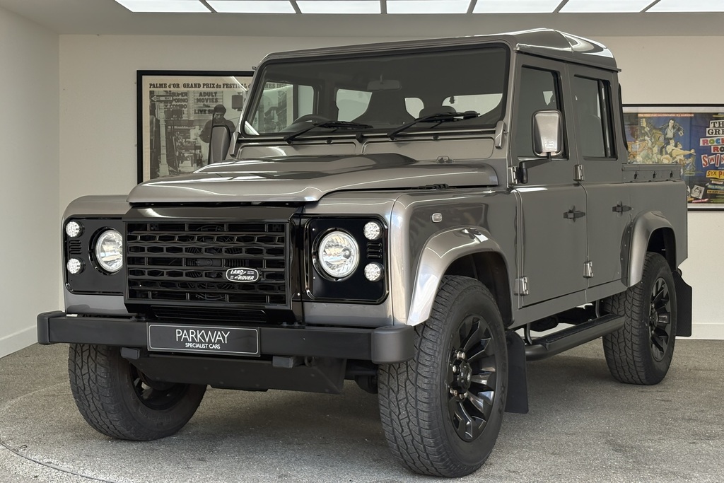 Land Rover Defender 110 Suv Grey #3