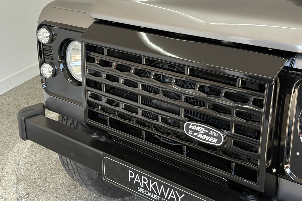 Land Rover Defender 110 Suv Grey #7