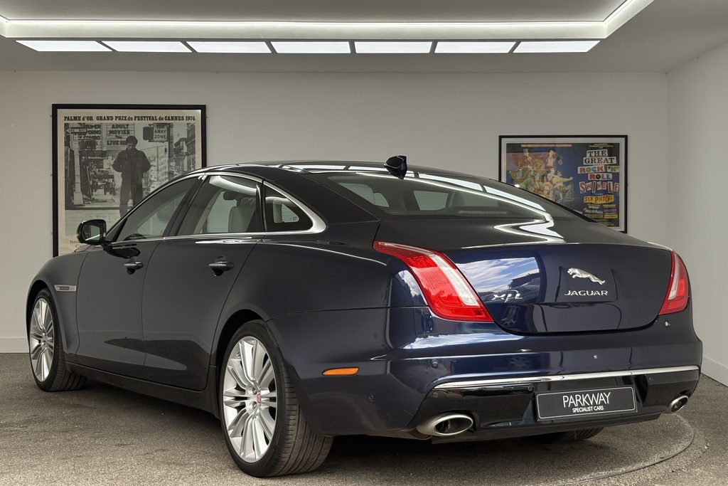 Jaguar XJ 3.0D Portfolio Blue #2