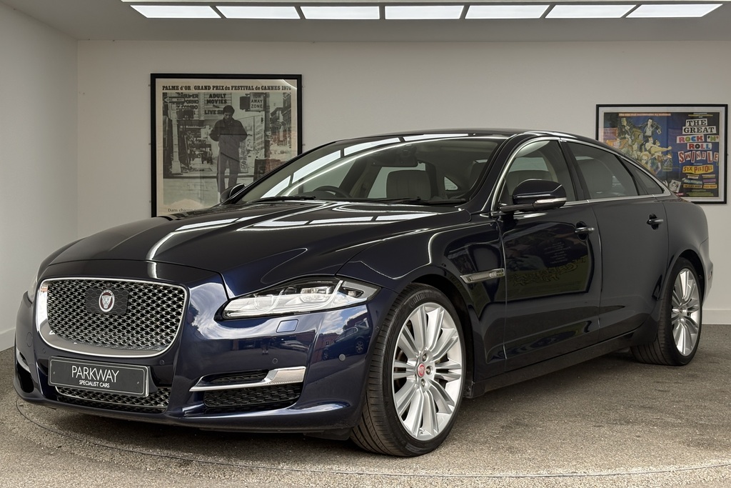 Jaguar XJ 3.0D Portfolio Blue #3