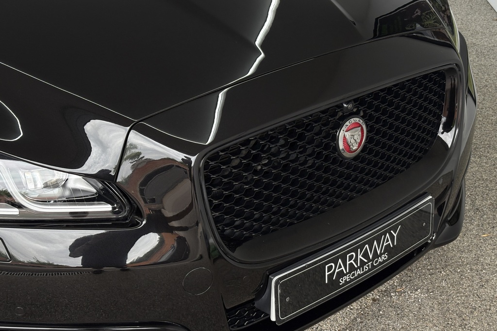 Jaguar XJ D V6 Portfolio #17