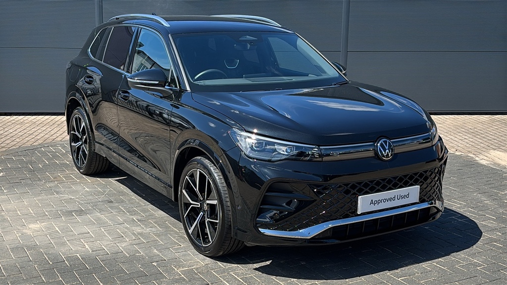 Volkswagen Tiguan 1.5 Etsi 150 R-line Dsg 150 Ps KR25OUP Black
