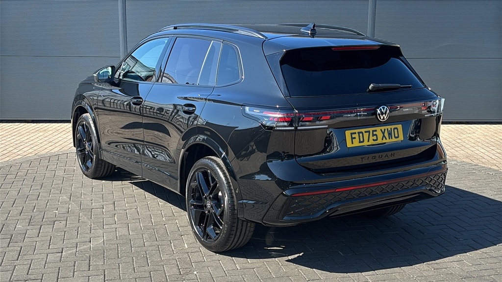 Volkswagen Tiguan 2.0 Tsi 265 4Motion Black Edition Dsg 265 Ps FD75XWO Black #3