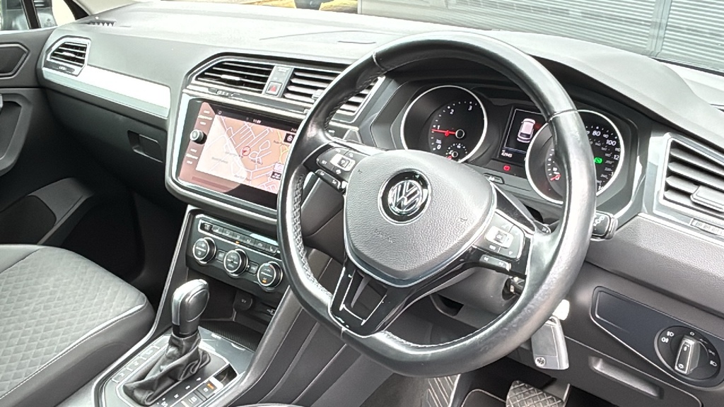 Volkswagen Tiguan 2.0 Tdi 150 Match Dsg 0 Ps Black #6