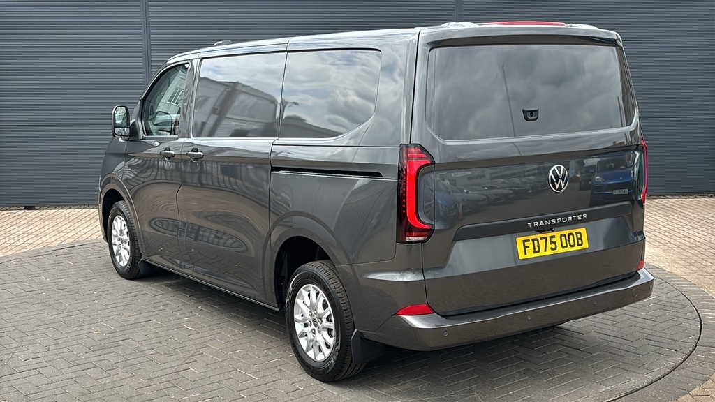 Volkswagen Transporter 2.0 Tdi 170 Commerce Pro Van 170 Ps FD75OOB Grey #3