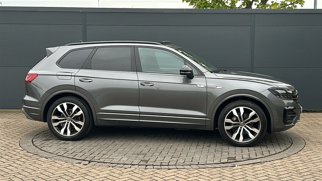 Volkswagen Touareg 3.0 V6 Tdi 4Motion Black Edition Tip 286 Grey #4