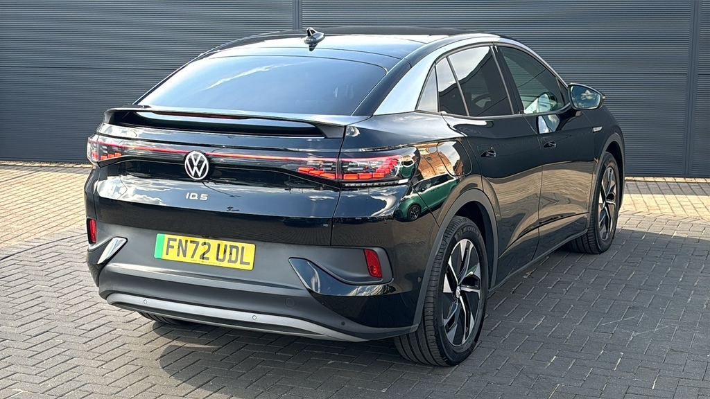 Volkswagen ID.5 150Kw Tech Pro Performance 77Kwh 204 Ps Black #4
