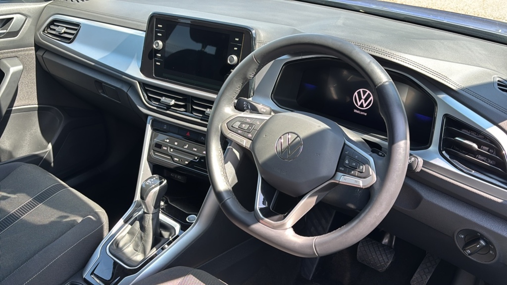Volkswagen T-Roc 1.5 Tsi Match Dsg 150 Ps Silver #6