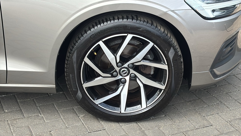 Volvo V60 2.0 T4 190 Momentum Plus 0 Ps Grey #5