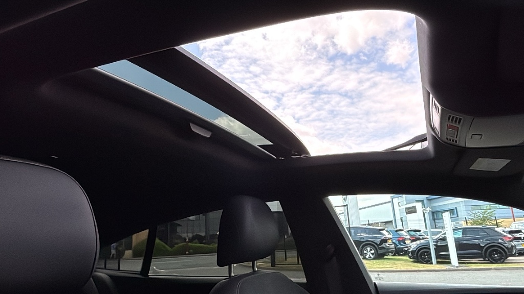 Volkswagen Arteon R-line 1.4 Tsi Ehybrid 218Ps 6-Speed Dsg Silver #25