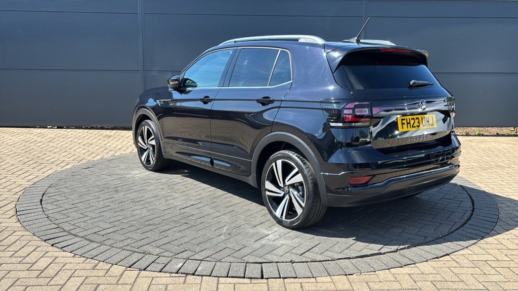 Volkswagen T-Cross 1.5 Tsi Evo R-line Dsg 150 Ps Black #3