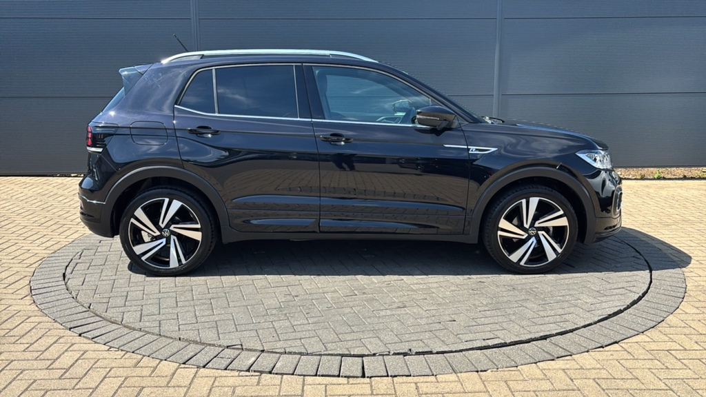 Volkswagen T-Cross 1.5 Tsi Evo R-line Dsg 150 Ps Black #4