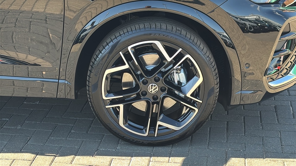 Volkswagen Tiguan 2.0 Tdi R-line Dsg 150 Ps Black #5