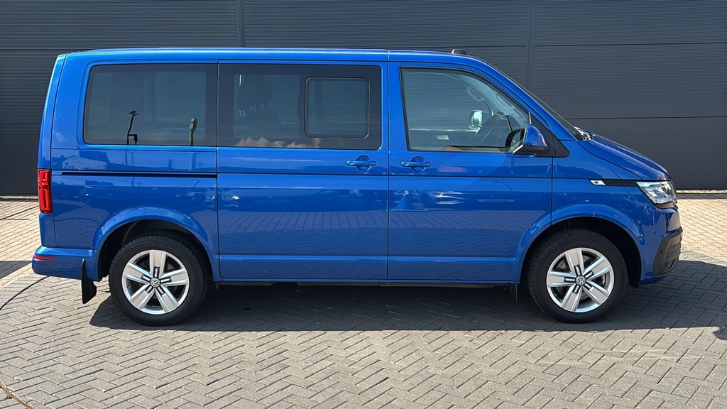 Volkswagen Transporter 2.0 Bitdi 204 Highline Kombi Van 4Motion Dsg 204 Blue #4