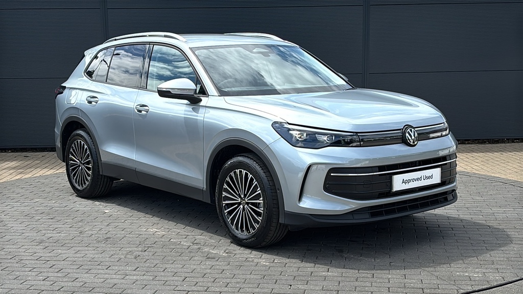 Volkswagen Tiguan 1.5 Etsi 150 Match Dsg 0 Ps Silver