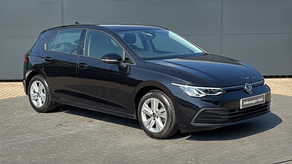 Volkswagen Golf 1.0 Etsi Life Dsg 110 Ps Black