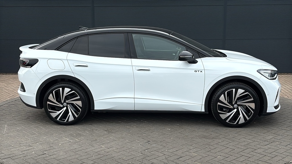 Volkswagen ID.5 220Kw 4Motion Gtx Max 77Kwh 0 Ps White #4