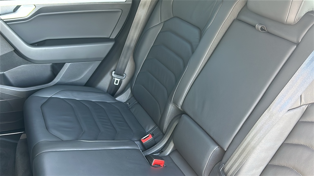 Volkswagen Touareg 3.0 Tdi V6 R-line Tech Suv Tiptronic 4M Black #8