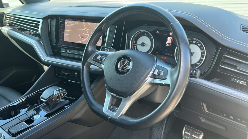 Volkswagen Touareg 3.0 V6 Tdi 4Motion R-line Tip 286 Ps White #6