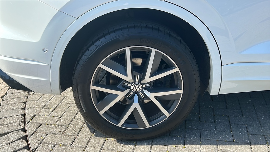 Volkswagen Touareg 3.0 V6 Tdi 4Motion R-line Tip 286 Ps White #5