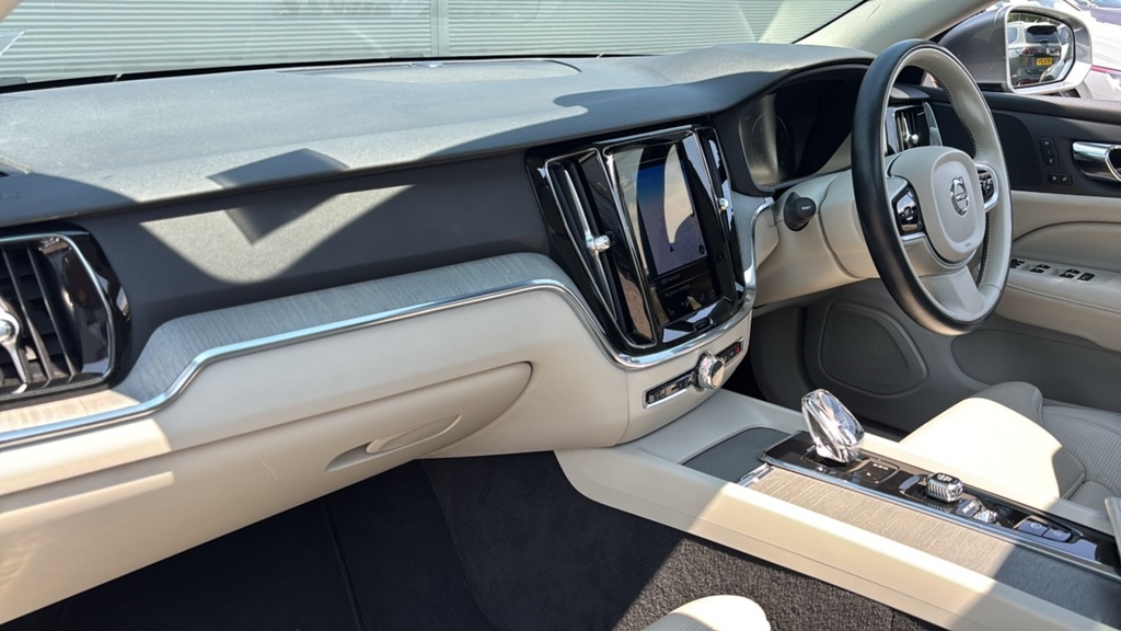 Volvo V60 2.0 B5p Inscription 250 Ps Grey #2