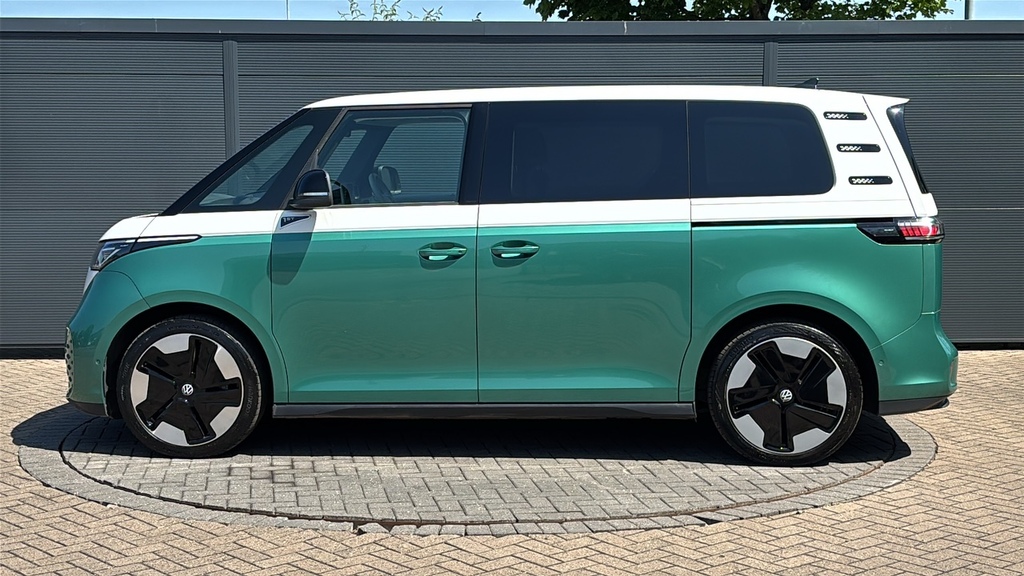 Volkswagen ID.Buzz 150Kw Life Pro 77Kwh Factory Tow Bar Silver #13