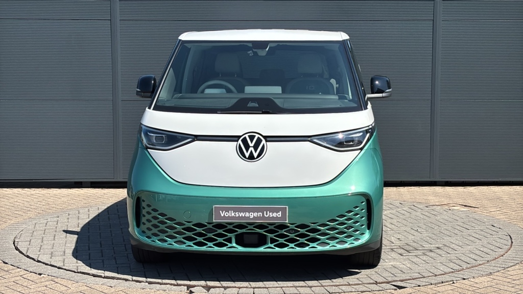 Volkswagen ID.Buzz 150Kw Life Pro 77Kwh Factory Tow Bar Silver #7