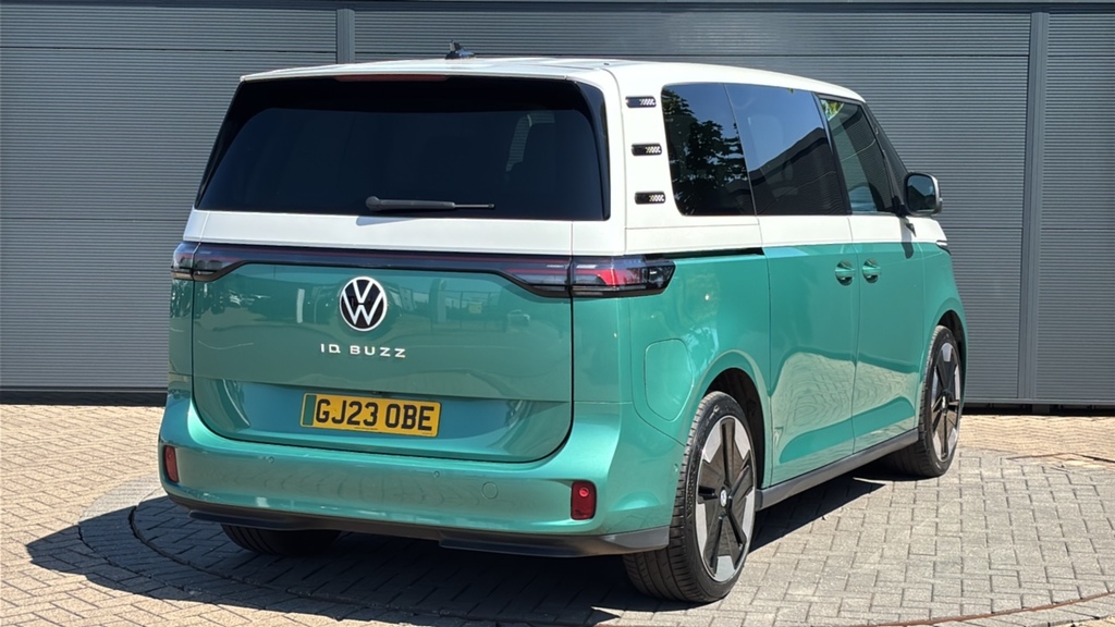 Volkswagen ID.Buzz 150Kw Life Pro 77Kwh Factory Tow Bar Silver #15