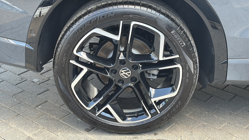 Volkswagen Tiguan 1.5 Etsi 150 R-line Dsg 150 Ps Grey #5
