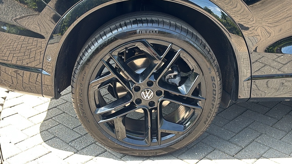 Volkswagen Tiguan 1.5 Etsi 150 R-line Dsg 150 Ps Black #5