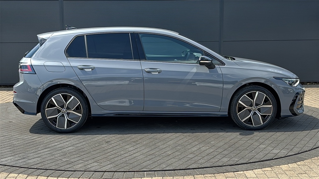 Volkswagen Golf 1.5 Tsi 150 Black Edition 150 Ps Grey #4