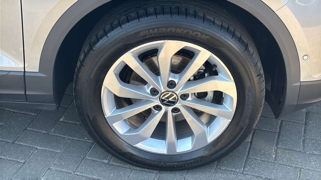 Volkswagen T-Roc 1.5 Tsi Match Dsg 150 Ps Silver #5