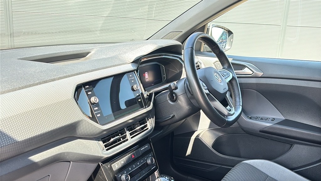Volkswagen T-Cross 1.5 Tsi Evo R-line Dsg 150 Ps Black #2