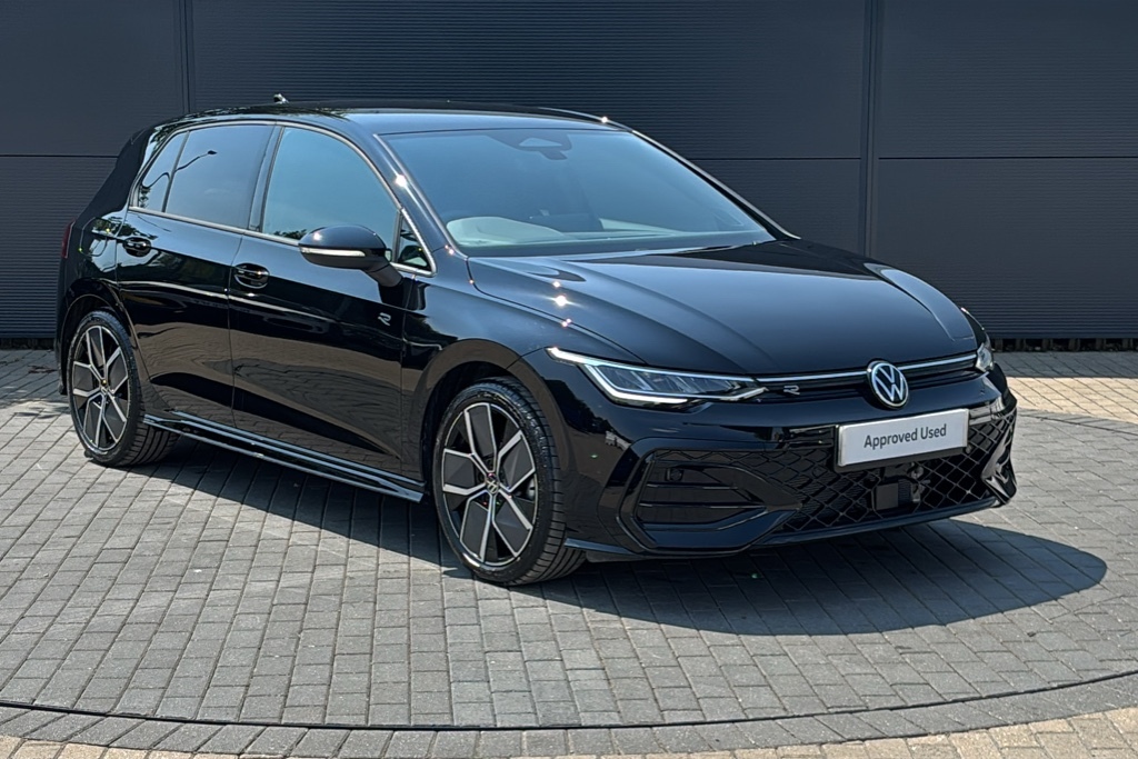 Volkswagen Golf 1.5 Etsi 150 R-line Dsg 150 Ps Black