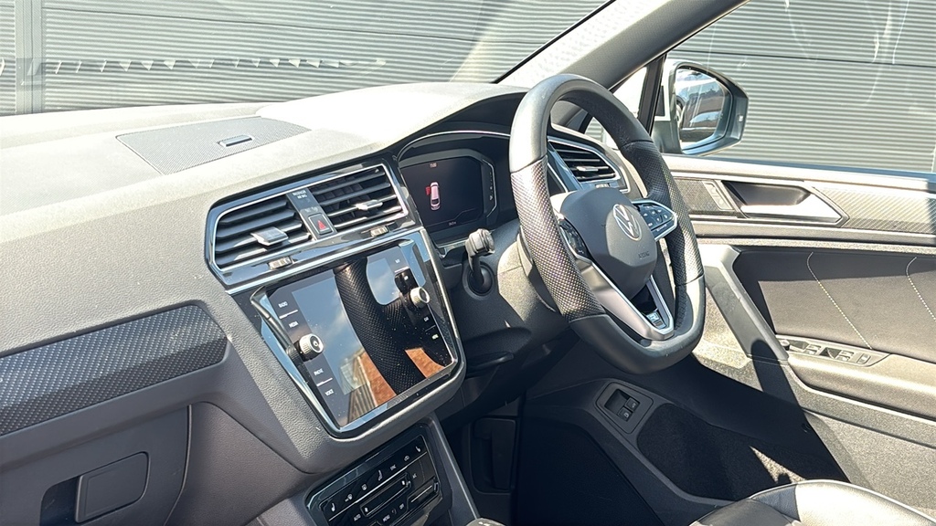 Volkswagen Tiguan 1.4 Tsi Ehybrid R-line Dsg 245 Ps Silver #2