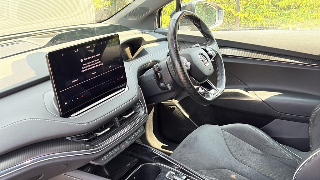 Skoda ENYAQ 150Kw 80 Sportline Plus 82Kwh Advanced Grey #2