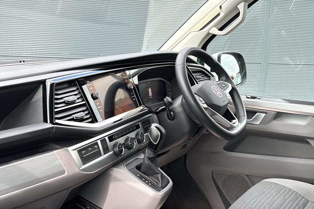 Volkswagen California 2.0 Tdi Ocean 204 Dsg 204 Ps Green #3