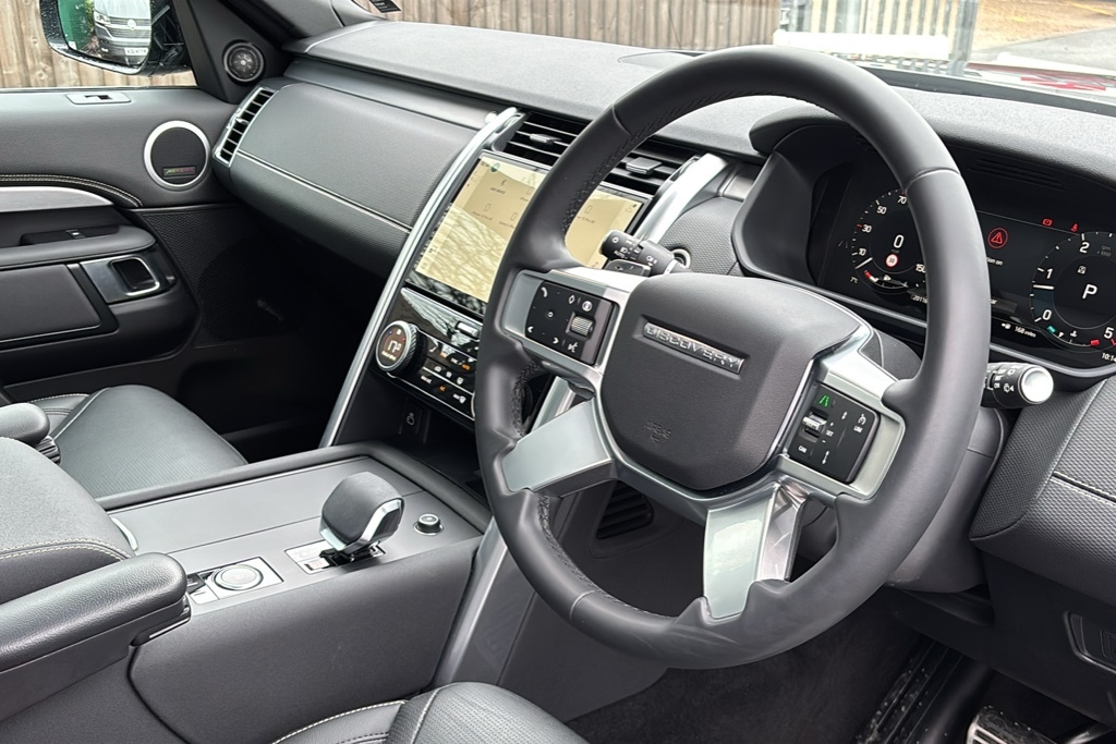 Land Rover Discovery 3.0 D300 Dynamic Se 0 Ps Grey #6