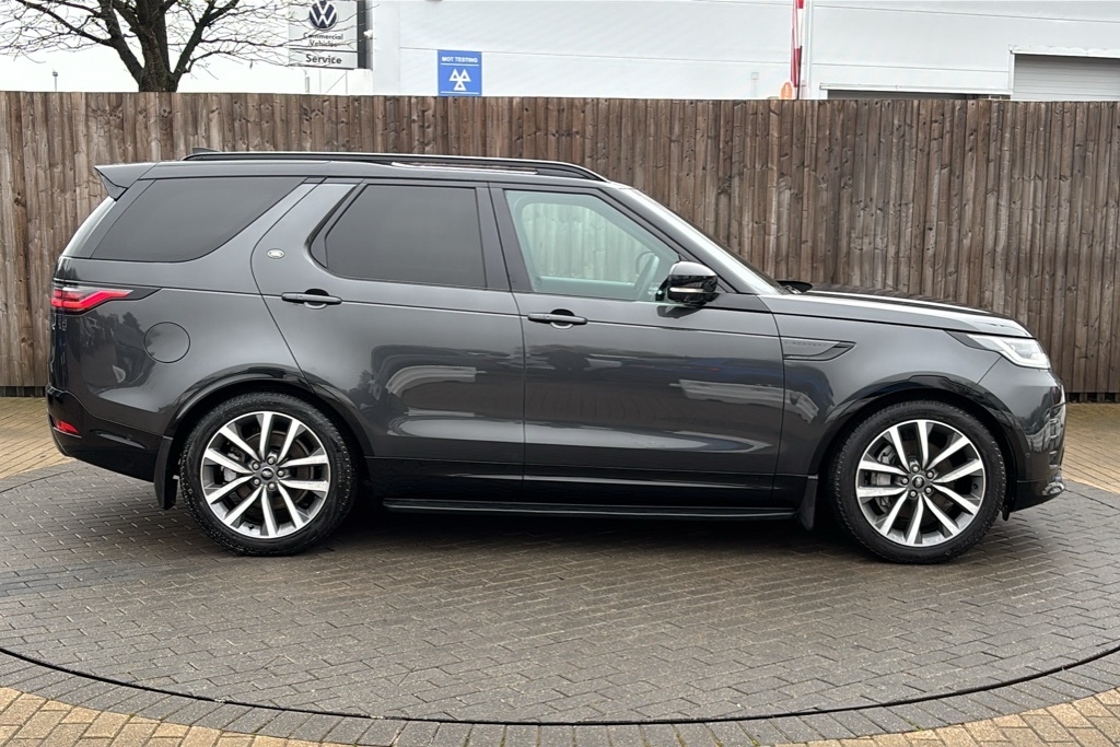 Land Rover Discovery 3.0 D300 Dynamic Se 0 Ps Grey #4
