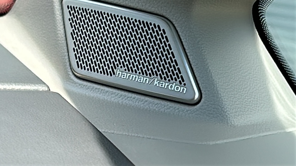 Volkswagen Multivan Mpv Black #16